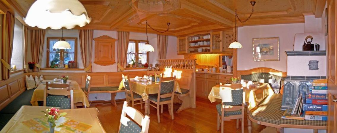 Gaestehaus Herbstbauernhof ジークスドルフ エクステリア 写真