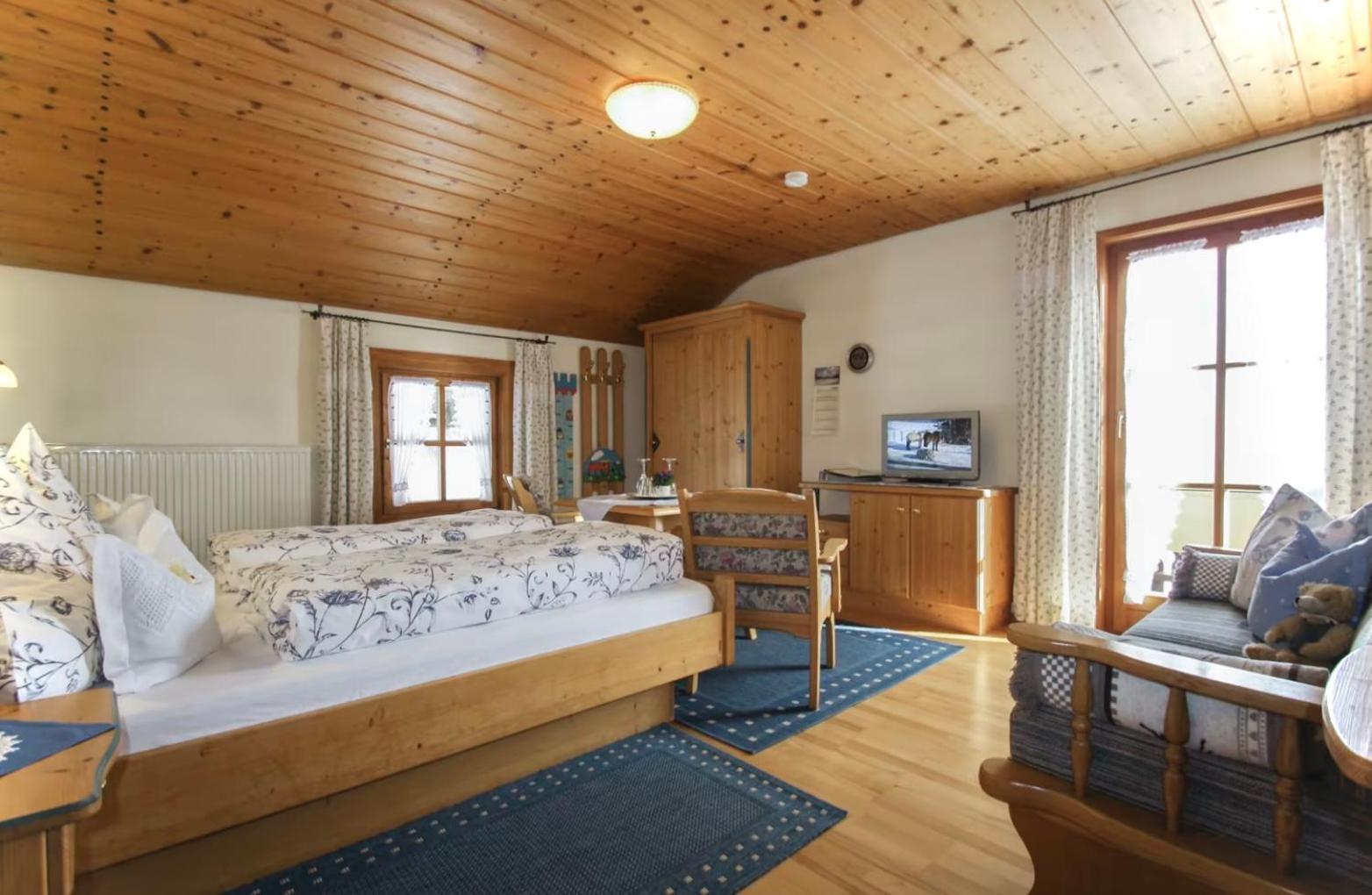 Gaestehaus Herbstbauernhof ジークスドルフ エクステリア 写真